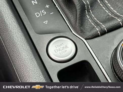 Used 2022 Volkswagen Atlas Cross Sport SE AWD/4WD image 20