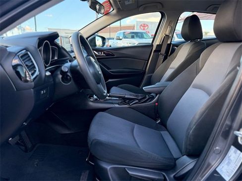 Used 2016 MAZDA MAZDA3 i Sport image 16