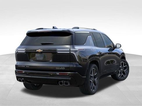 New 2026 Chevrolet Traverse High Country AWD/4WD image 4