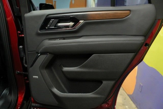 New 2026 GMC Yukon Denali AWD/4WD image 13