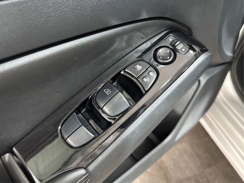 Used 2023 Nissan Altima 2.5 SV FWD image 25