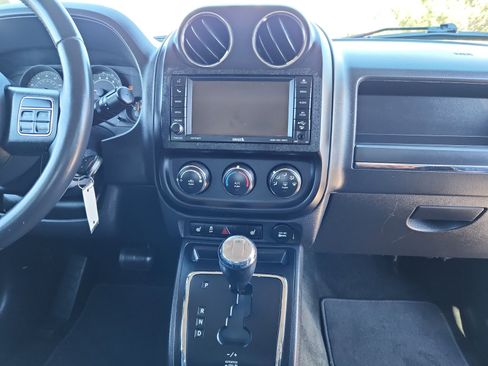 Used 2016 Jeep Patriot High Altitude image 20