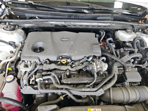 Used 2025 Toyota Camry LE image 16