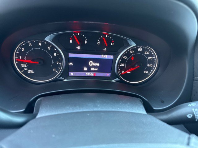 Used 2023 GMC Terrain SLT w/ Tech Package FWD image 19