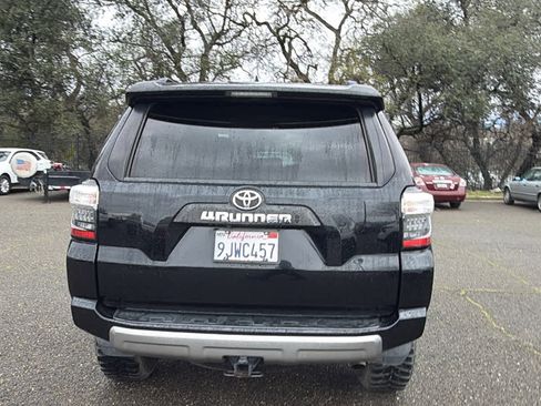 Used 2021 Toyota 4Runner TRD Off-Road image 6