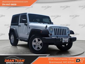 Used 2013 Jeep Wrangler Sport AWD/4WD video 1