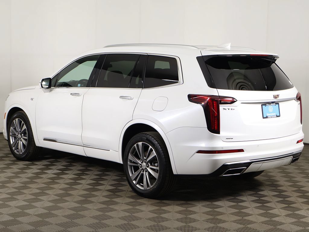Used 2023 Cadillac XT6 Premium Luxury AWD/4WD image 14