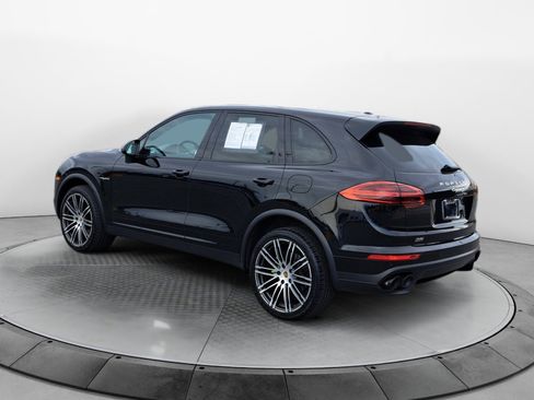 Used 2015 Porsche Cayenne S w/ Premium Package AWD/4WD image 5