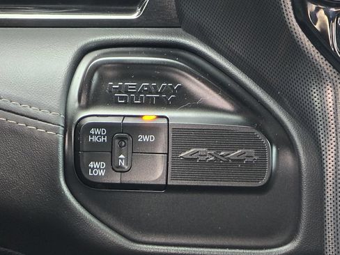 Used 2022 RAM 2500 Limited AWD/4WD image 39