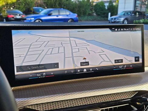 Used 2025 BMW 430i xDrive Coupe w/ M Sport Package image 28