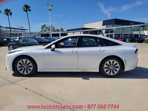 Certified 2023 Toyota Mirai XLE w/ Advanced Technology Package image 6