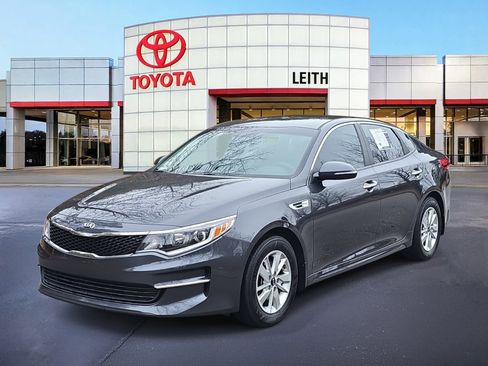 Used 2017 Kia Optima LX w/ Convenience Plus Package image 1