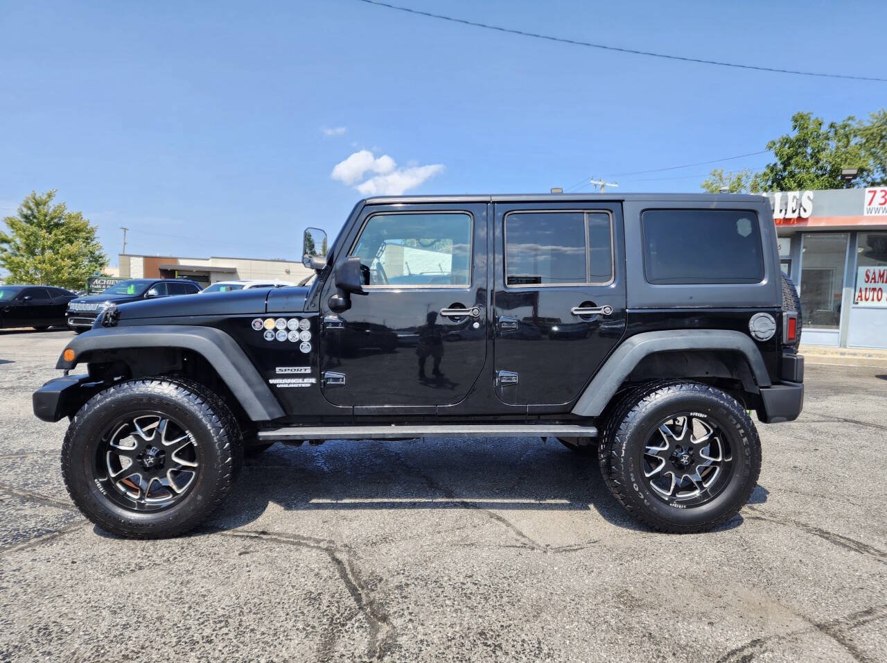 Used 2013 Jeep Wrangler Unlimited Sport AWD/4WD image 3