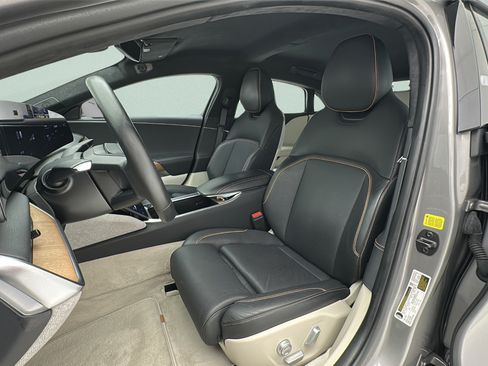 Used 2023 Lucid Air Touring AWD/4WD image 14