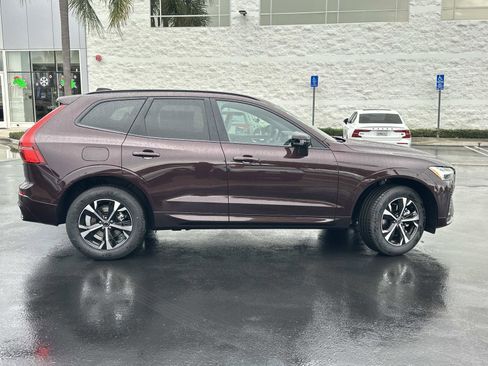 New 2026 Volvo XC60 B5 Core w/ Climate Package image 3