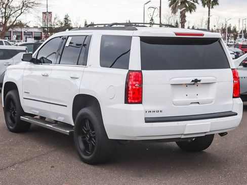 Used 2017 Chevrolet Tahoe LT w/ LT Signature Package image 2