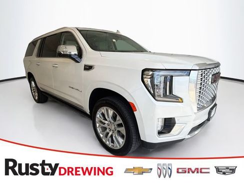 Certified 2021 GMC Yukon XL Denali w/ Denali Ultimate Package AWD/4WD image 1