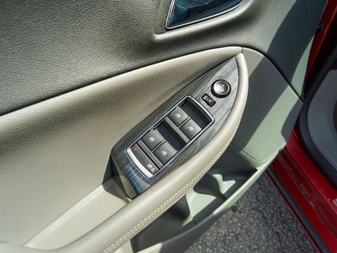 Used 2019 Chevrolet Impala LT w/ Sunroof and Spoiler Package image 13