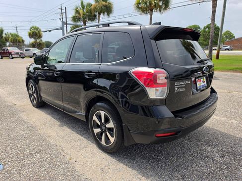 Used 2018 Subaru Forester 2.5i Limited AWD/4WD image 3