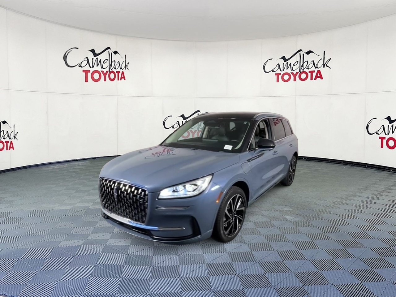 Used 2024 Lincoln Corsair Grand Touring w/ Equipment Group 301A AWD/4WD image 6
