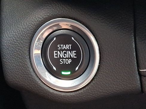 Used 2023 Buick Envision Essence w/ Sport Touring Package AWD/4WD image 25