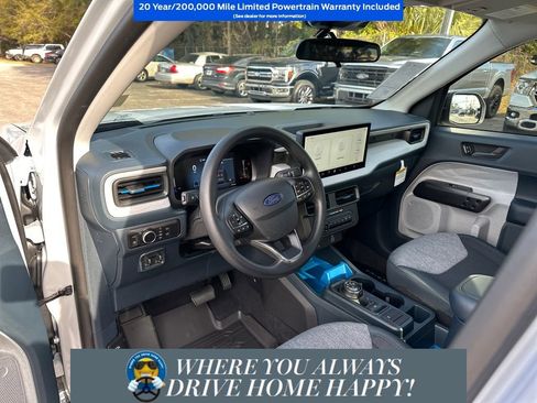 New 2026 Ford Maverick XLT w/ Equipment Group 301A AWD/4WD image 9