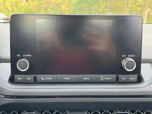 Used 2023 Honda Accord EX image 13