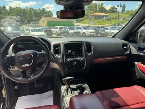 Used 2018 Dodge Durango R/T w/ Technology Group AWD/4WD image 13