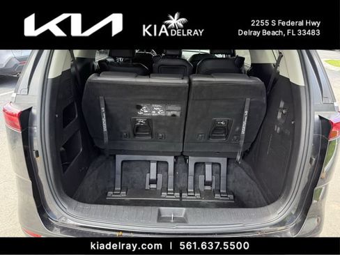 Certified 2024 Kia Carnival EX FWD image 8