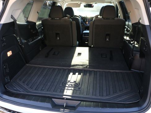Used 2024 Subaru Ascent Onyx Edition image 31