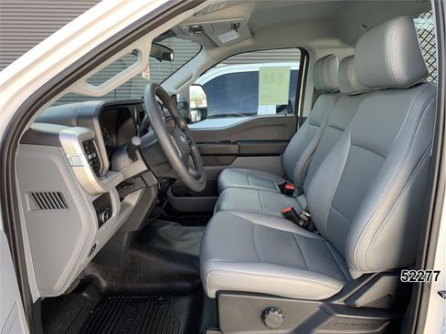 Used 2024 Ford F550 4x4 Regular Cab Super Duty image 19