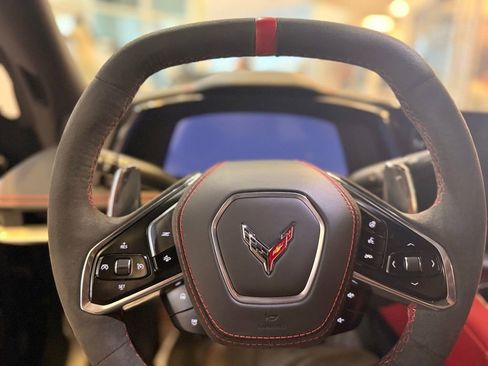Used 2025 Chevrolet Corvette Stingray Preferred Conv w/ Battery Protection Package RWD image 19