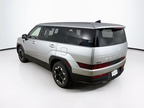 Used 2024 Hyundai Santa Fe SE FWD image 7