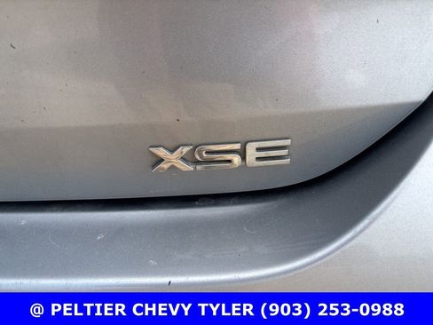 Used 2021 Toyota Highlander XSE FWD image 9