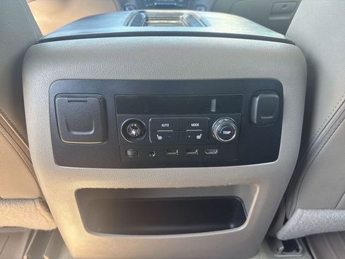 Used 2017 Chevrolet Tahoe Premier RWD image 22