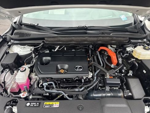Certified 2025 Lexus RX 350 350h Luxury image 39