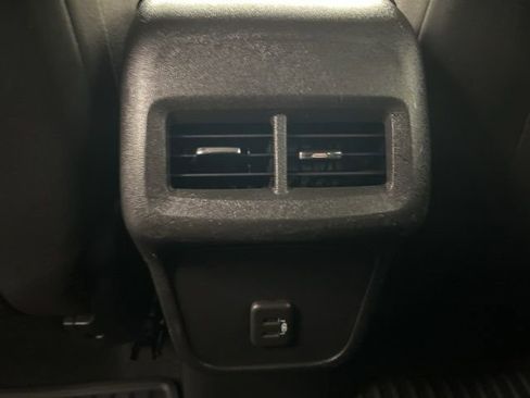 Used 2024 Chevrolet Equinox LT AWD/4WD image 25