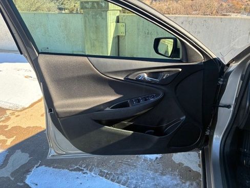 Used 2022 Chevrolet Malibu RS w/ LPO, Convenience Package 2 image 10