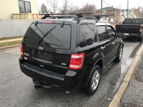 Used 2010 Ford Escape XLT image 3