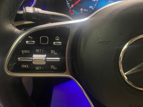 Used 2022 Mercedes-Benz A 220 4MATIC image 9