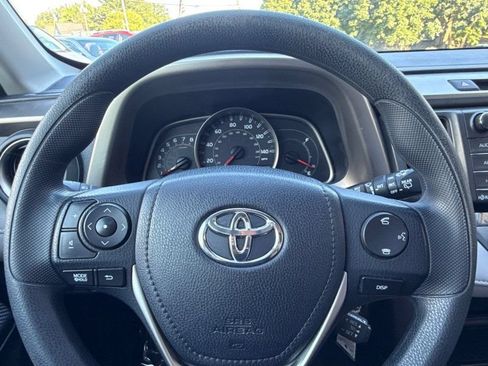 Used 2014 Toyota RAV4 XLE AWD/4WD image 21
