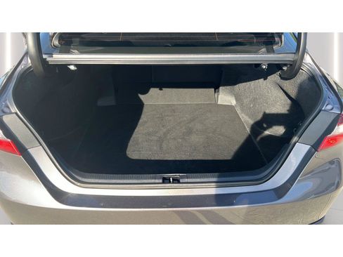 Used 2023 Toyota Camry SE FWD image 17