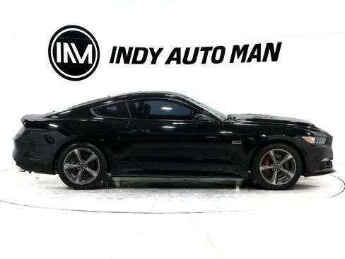 Used 2015 Ford Mustang GT image 3