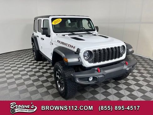 Used 2025 Jeep Wrangler Unlimited Rubicon AWD/4WD image 1