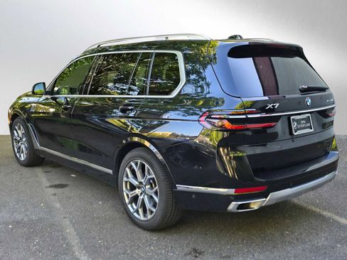 Used 2025 BMW X7 xDrive40i AWD/4WD image 5