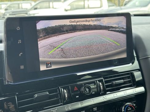 New 2026 Nissan Pathfinder SV image 24