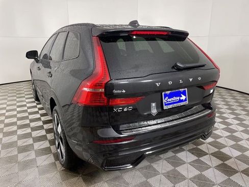 Certified 2024 Volvo XC60 T8 Plus w/ Protection Package Premier AWD/4WD image 9