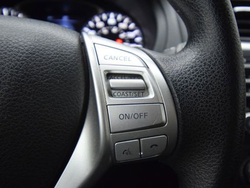 Used 2016 Nissan Altima 2.5 S w/ Power Driver Seat Package FWD image 14
