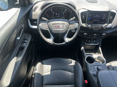 Used 2021 GMC Terrain SLT w/ Infotainment Package II FWD image 17