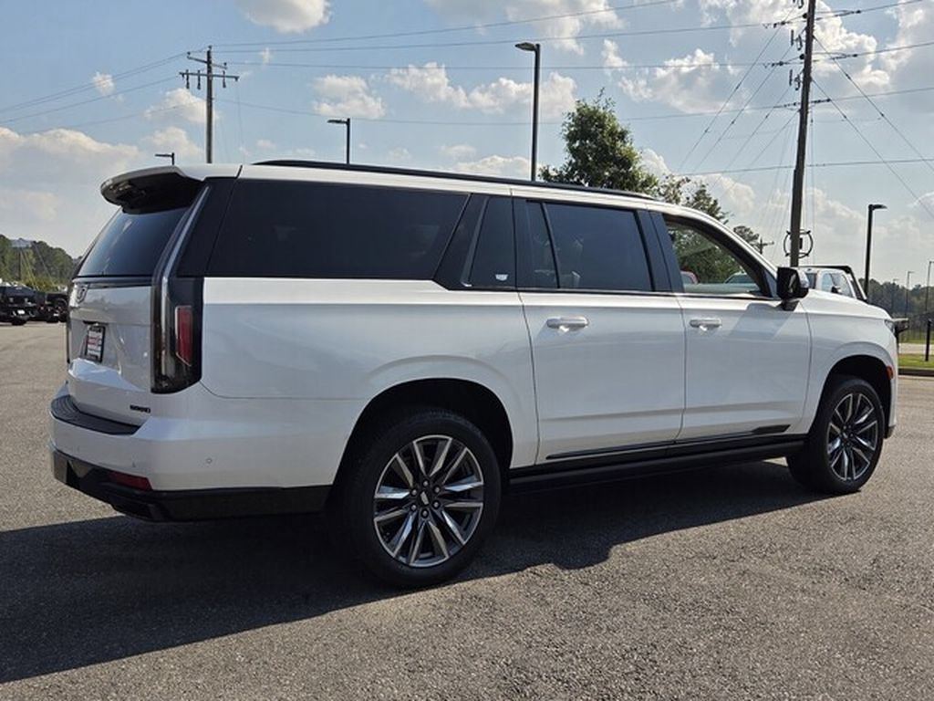 Used 2022 Cadillac Escalade ESV Sport Platinum RWD image 14